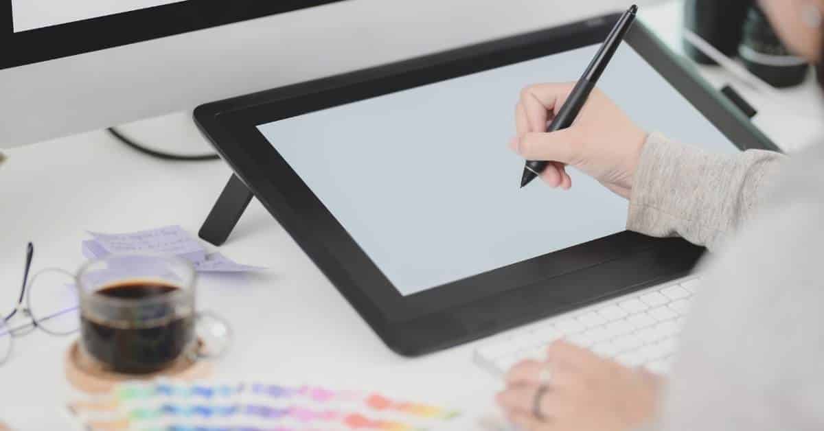 best budget drawing tablet with screen 2021