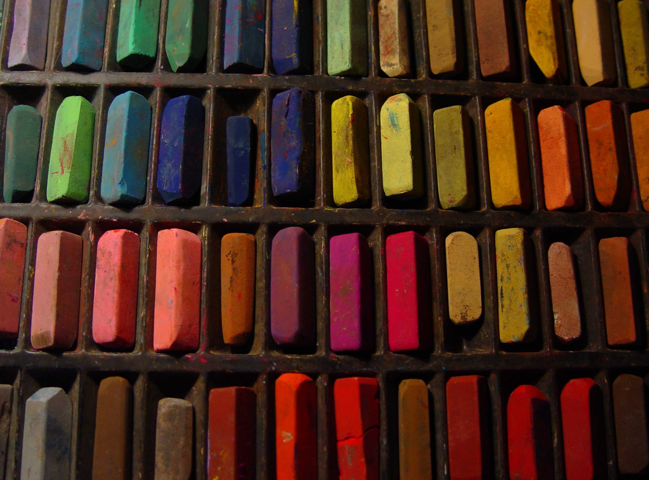 Chalk Pastel Vs Oil Pastel: Which Medium Is Best For You? – Artsydee ...